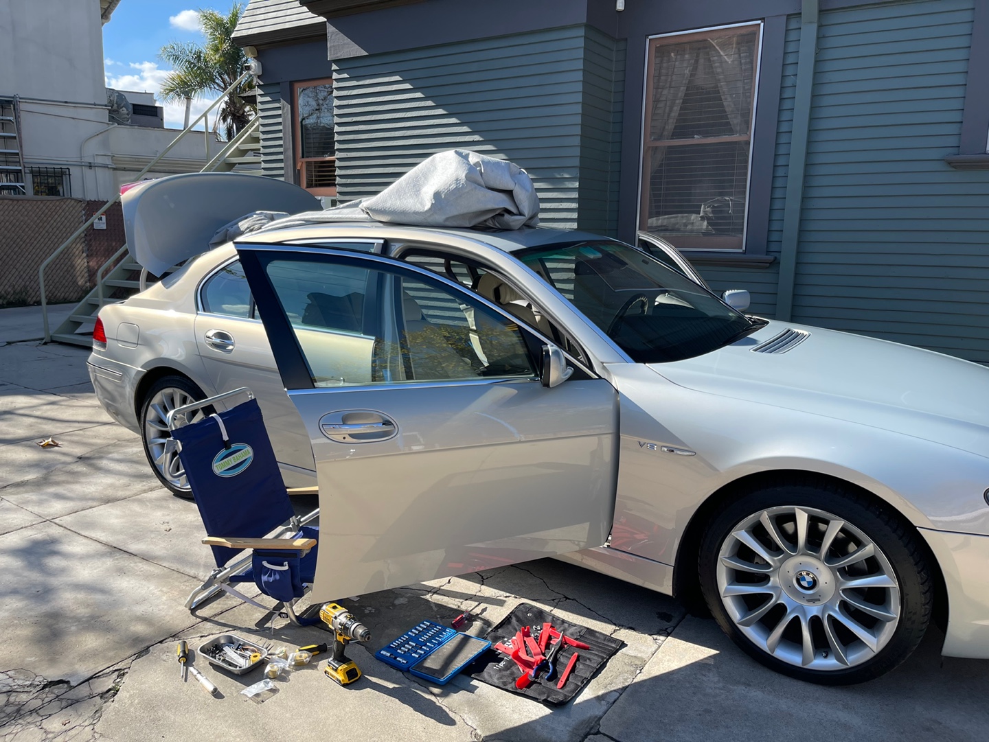 도어 범퍼 수리